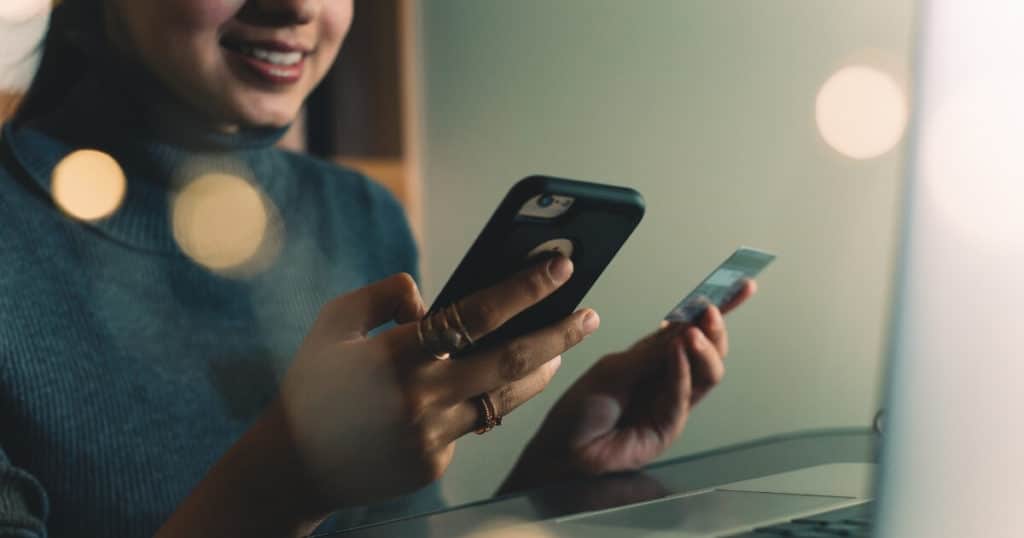 woman purchasing online